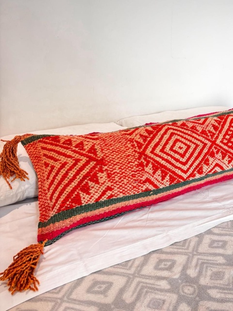 Poszewka dekoracyjna z Peru – ręcznie tkana, wełna naturalna