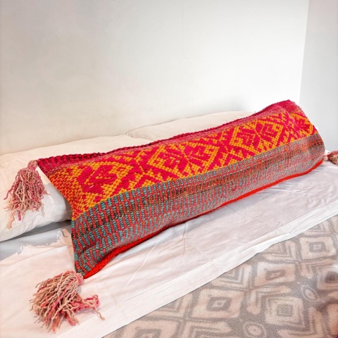 Poszewka dekoracyjna z Peru – ręcznie tkana, wełna naturalna