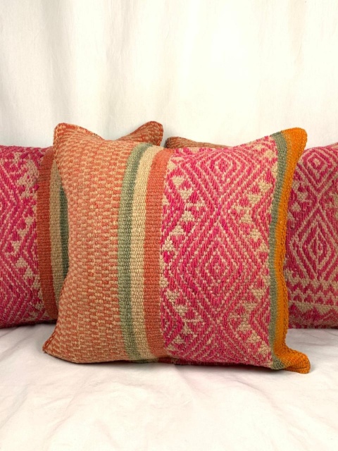 Poszewka dekoracyjna z Peru – ręcznie tkana, wełna naturalna