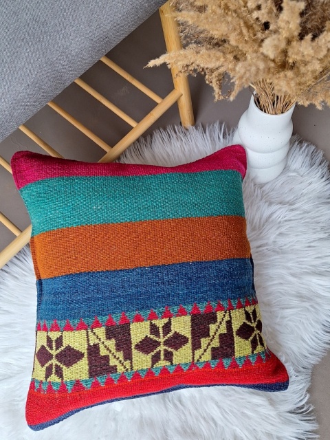 Poszewka dekoracyjna z wełny