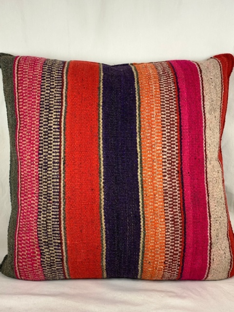 Poszewka dekoracyjna z Peru – ręcznie tkana, wełna naturalna