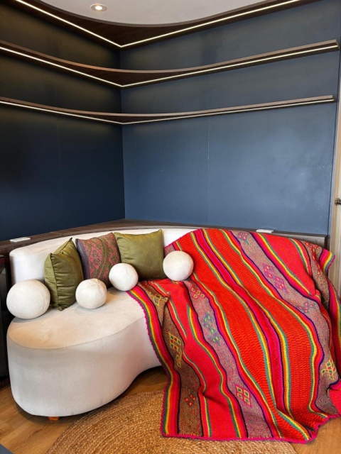 Ręcznie tkany dywan z wełny owczej