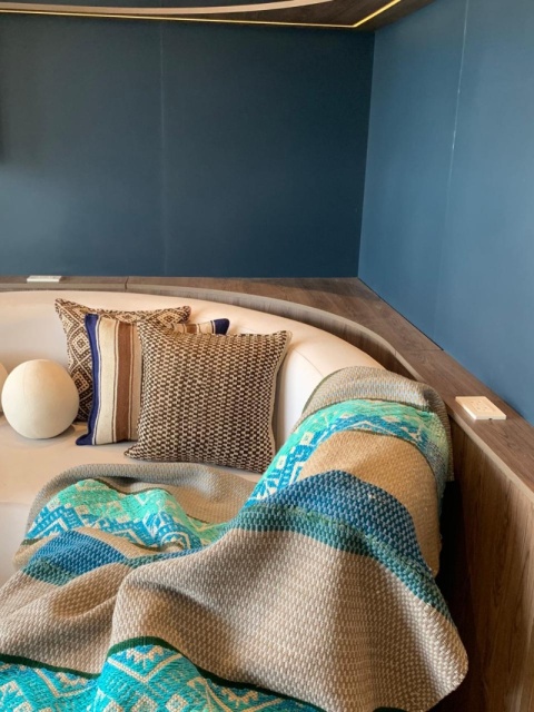 Ręcznie tkany dywan z wełny owczej