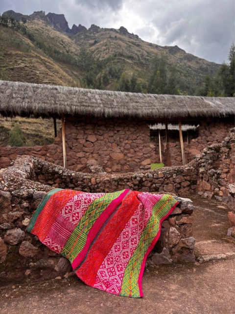 Ręcznie tkany dywan z wełny owczej