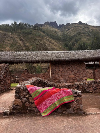 Ręcznie tkany dywan z wełny owczej