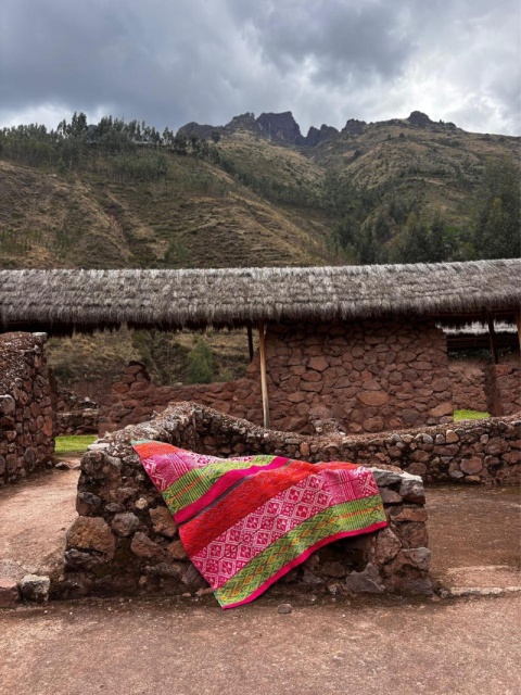 Ręcznie tkany dywan z wełny owczej