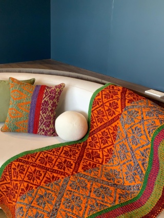 Ręcznie tkany dywan z wełny owczej