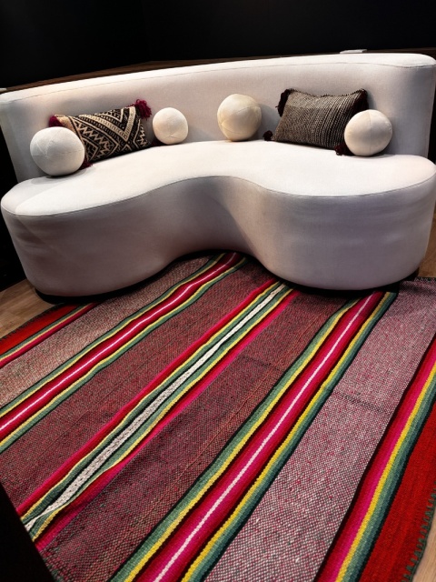 Ręcznie tkany dywan z wełny owczej