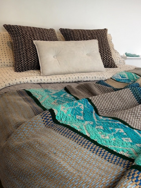 Ręcznie tkany dywan z wełny owczej