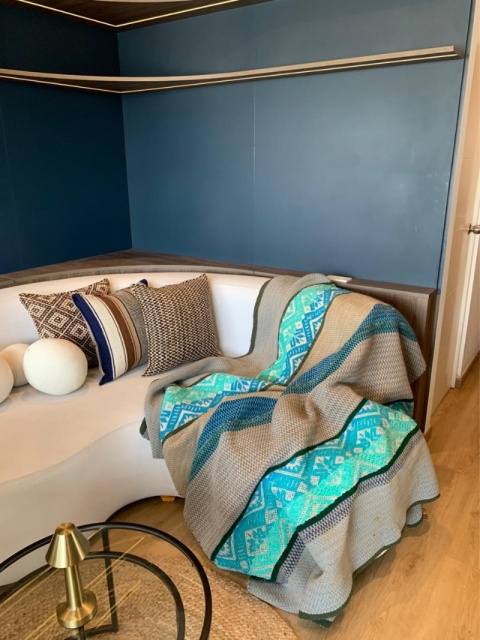 Ręcznie tkany dywan z wełny owczej