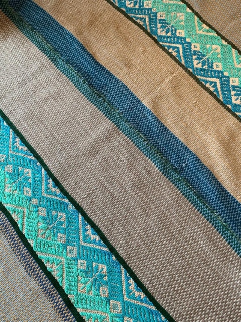 Ręcznie tkany dywan z wełny owczej