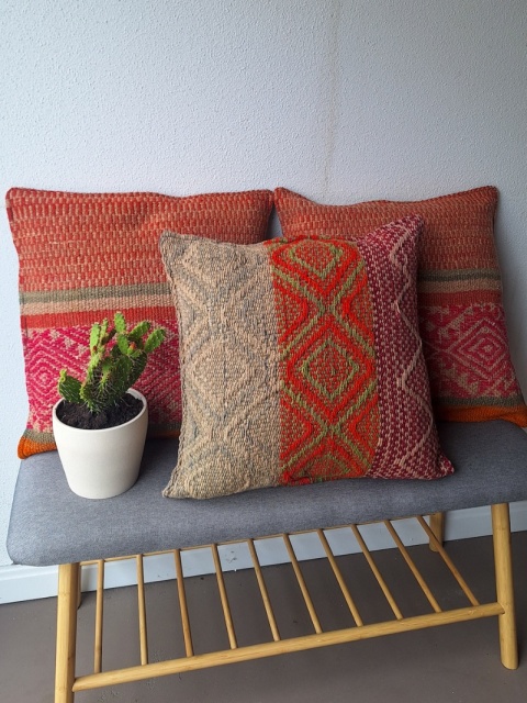 Poszewka dekoracyjna z Peru – ręcznie tkana, wełna naturalna