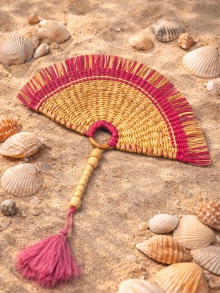 Wachlarz ręcznie pleciony z junco (RÓŻOWY)